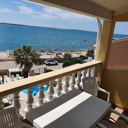 ורסי Sea View Apartments Nina מראה חיצוני תמונה