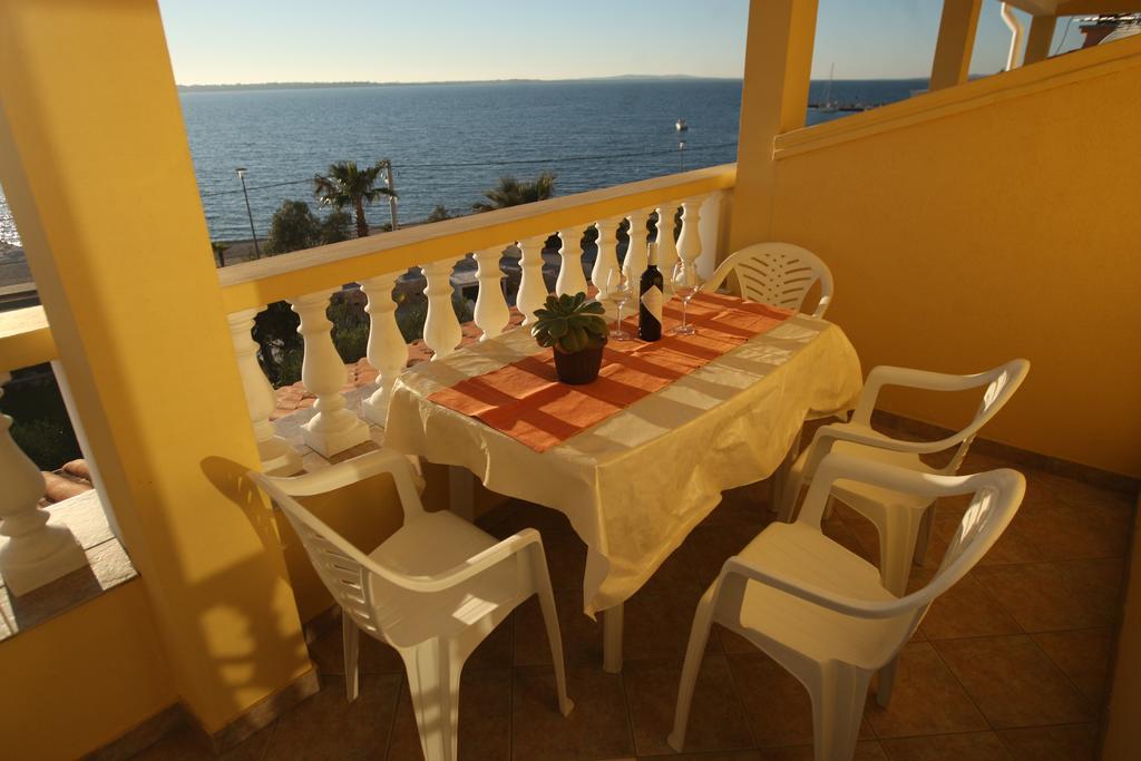 ורסי Sea View Apartments Nina חדר תמונה