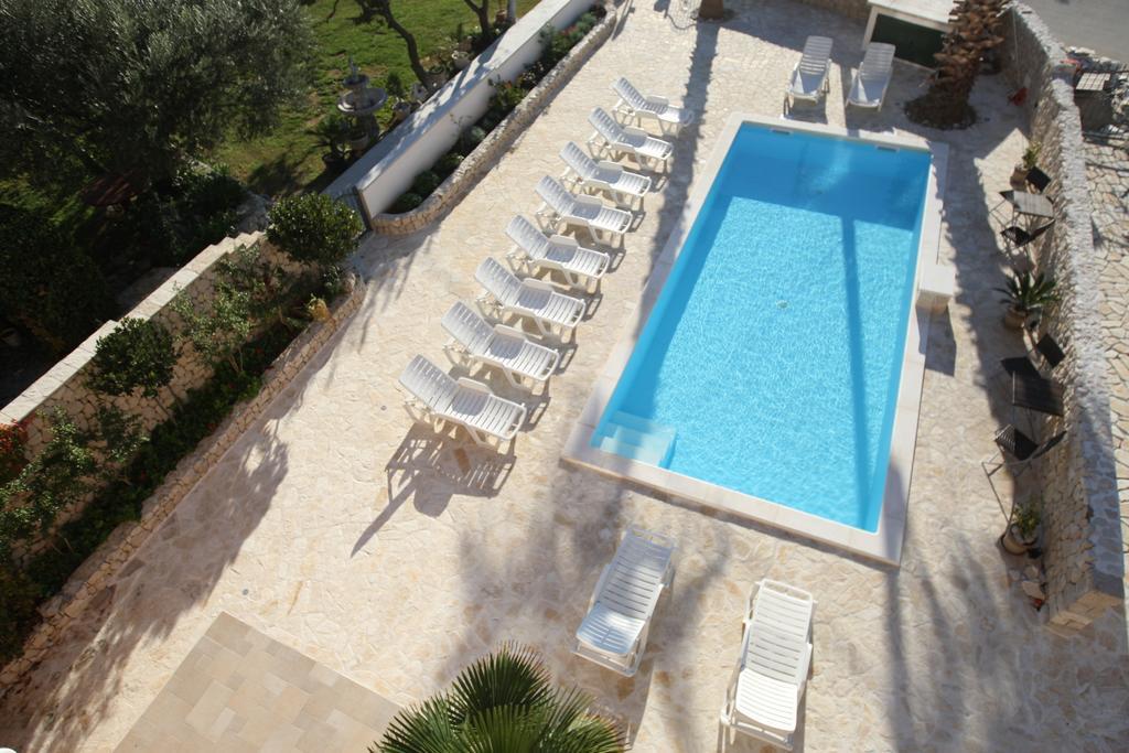 ורסי Sea View Apartments Nina מראה חיצוני תמונה