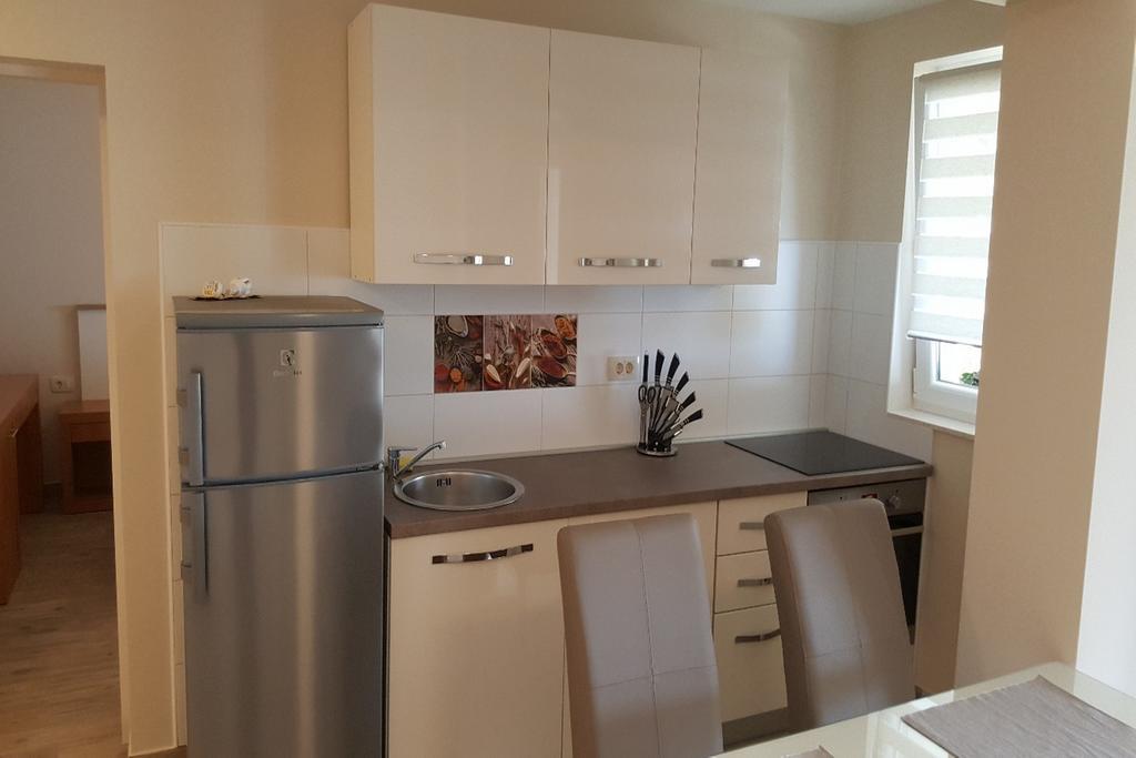 ורסי Sea View Apartments Nina מראה חיצוני תמונה